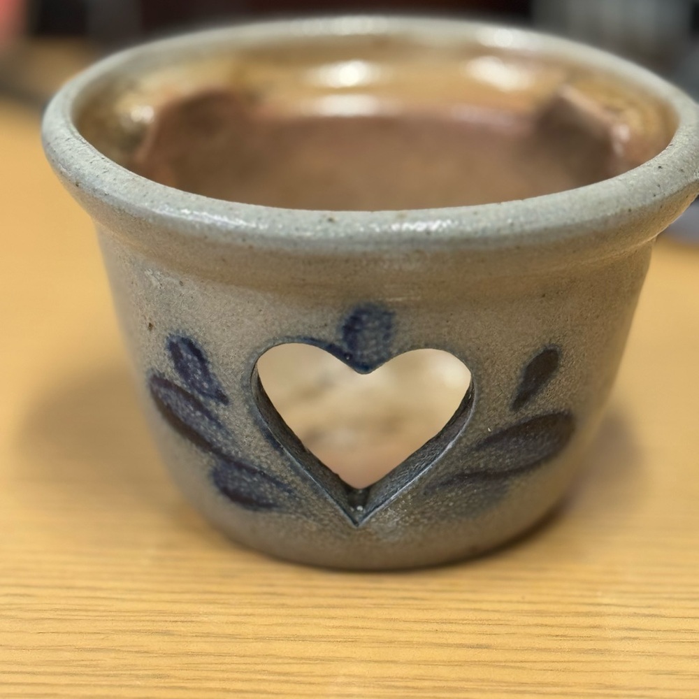 Rowe Pottery Heart Design Elegant Ceramic Heart Tealight Holder